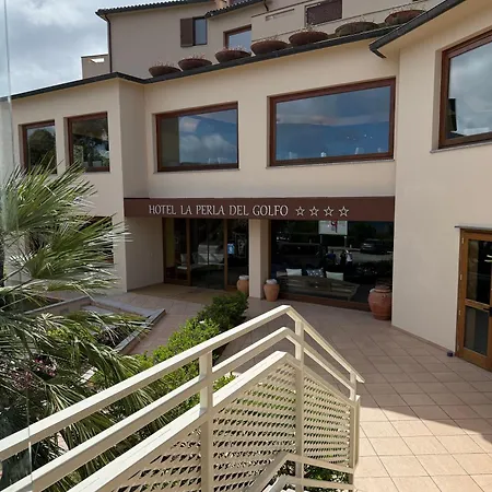 Hotel La Perla Del Golfo