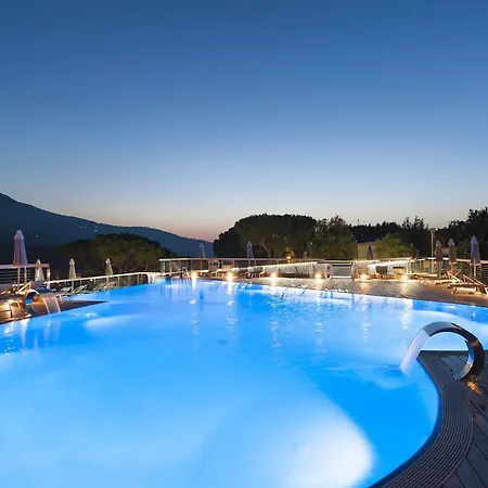 La Perla Del Golfo Hotel 4*