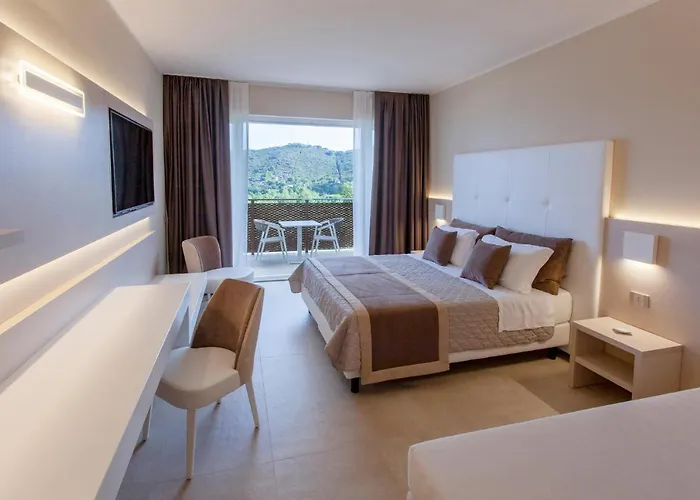 La Perla Del Golfo Hotel