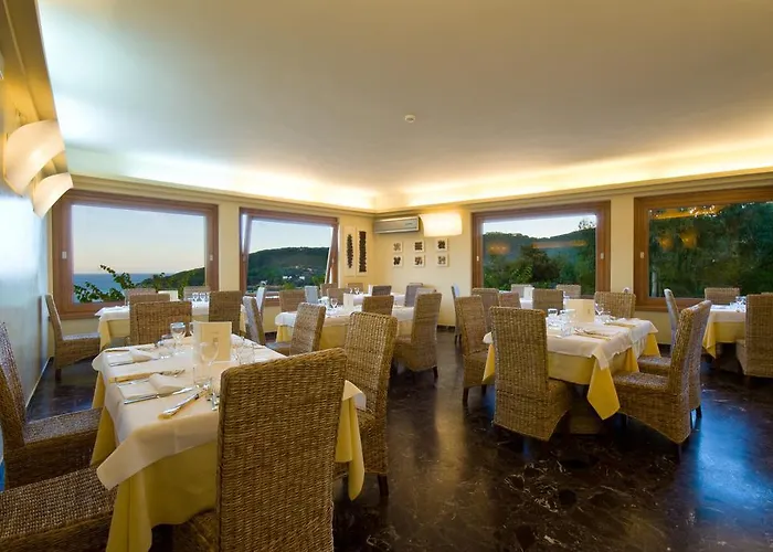 Hotel La Perla Del Golfo 4*