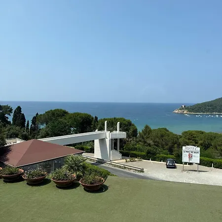 מלון La Perla Del Golfo