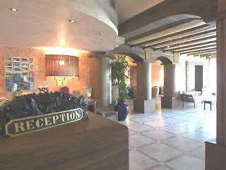 Hotel La Perla Del Golfo 4*
