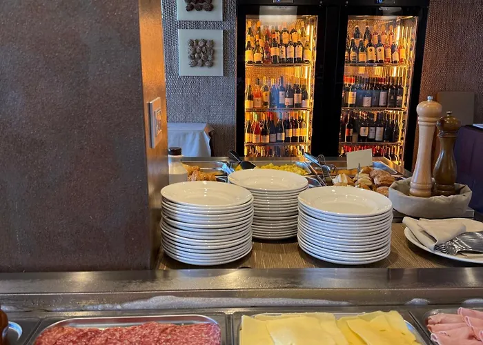 La Perla Del Golfo Hotel 4*