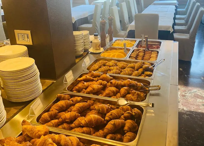 La Perla Del Golfo Hotel 4*