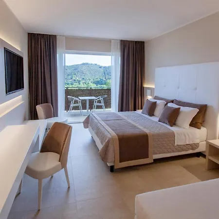 La Perla Del Golfo Otel